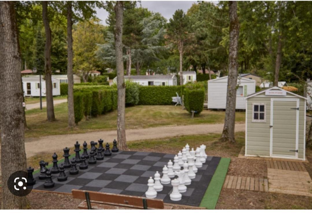 Location Mobil-Home Le Parc Des Roches Saint-Chéron Extérieur photo